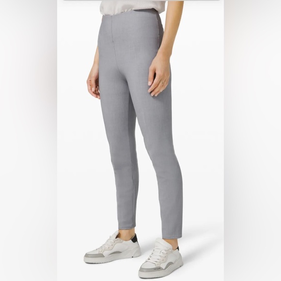 NWOT Lululemon Here to There HR 7/8 Pant - Picture 1 of 10